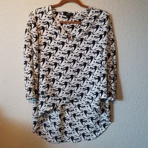 Hi-low work blouse